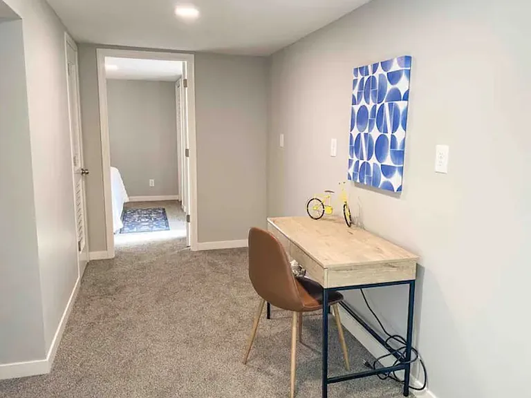1300 Sumner St — Photo 10