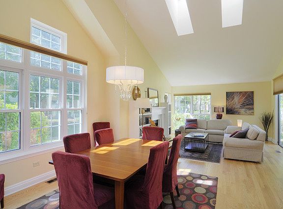 2nd image of 30W024 Cedar Ct