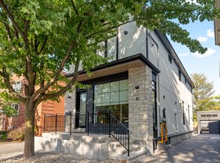 31 Commanda Way #B, Ottawa, ON K1M 1G1