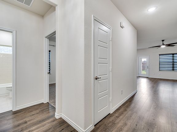 2nd image of 6424 Wales St