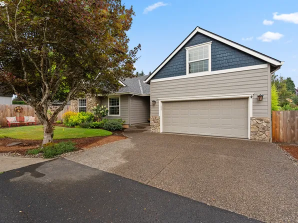 19277 Minuet Ct, Oregon City, OR 97045