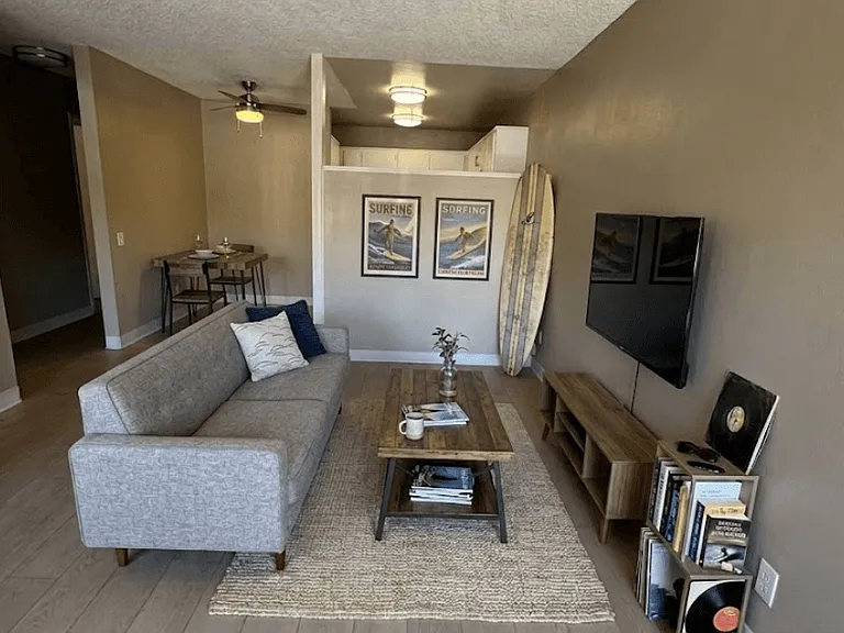 Hidden Creek Apartments — Photo 117