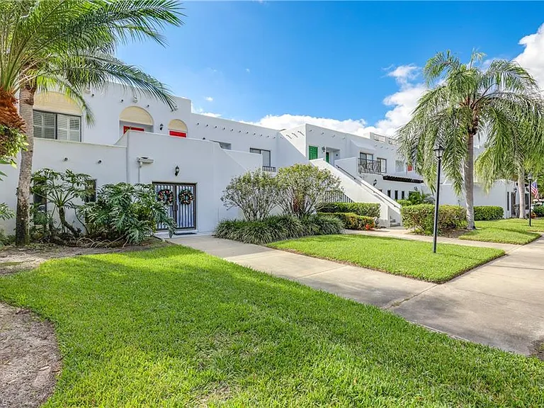 3308 Europa Dr #30 — Photo 1