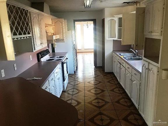 4th image of 1074 E San Marcelo Blvd