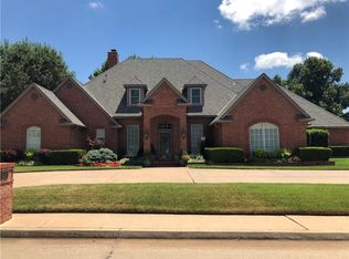 412 Country Club Ter, Edmond, OK 73025