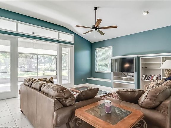 3rd image of 3895 Enchanted Oaks Ln