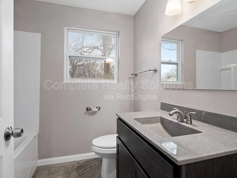 50 Lynn Meadows Ln — Photo 7