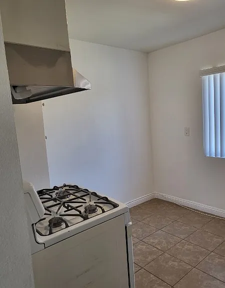 4808 Elizabeth St #A — Photo 9