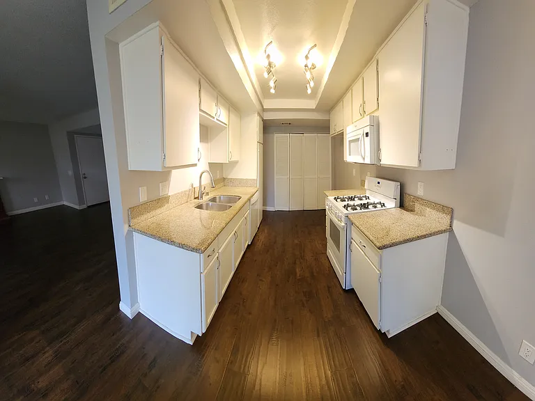 3194 Little Mountain Dr — Photo 7