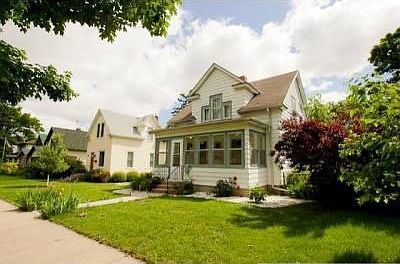 2nd image of 3837 38th Ave S