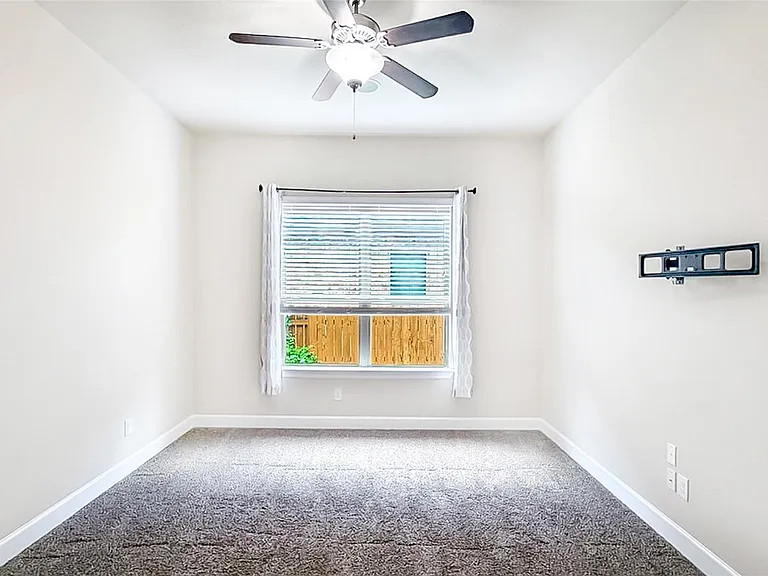184 Fort Cobb Way — Photo 25