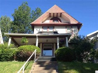 2107 E 4th St, Duluth, MN 55812