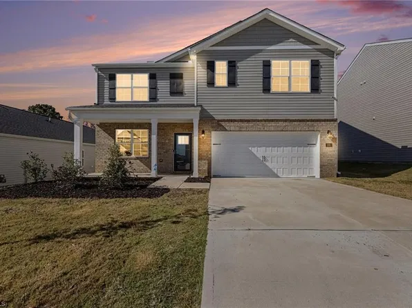 709 Tobacco Rd, Lexington, NC 27295