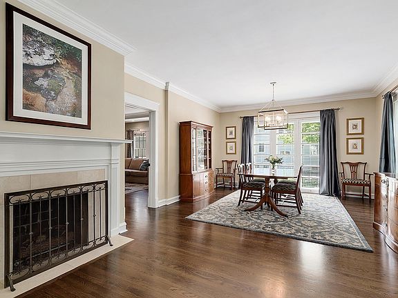 4th image of 209 S Catherine Ave