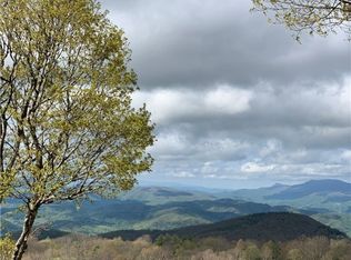 220 Northridge Rd #2, Banner Elk, NC 28604