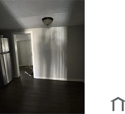 323 Boyce St — Photo 6