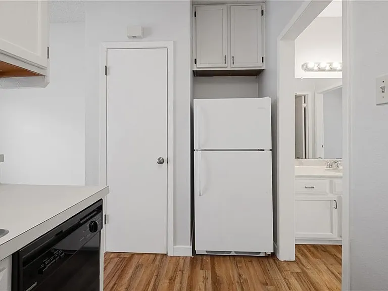 2210 Pearl St #205 — Photo 7