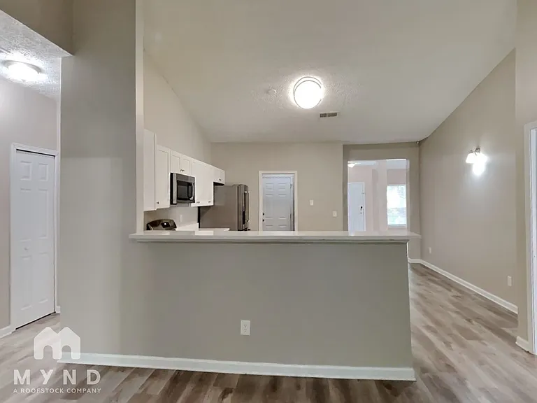 8315 Somerset Way — Photo 12