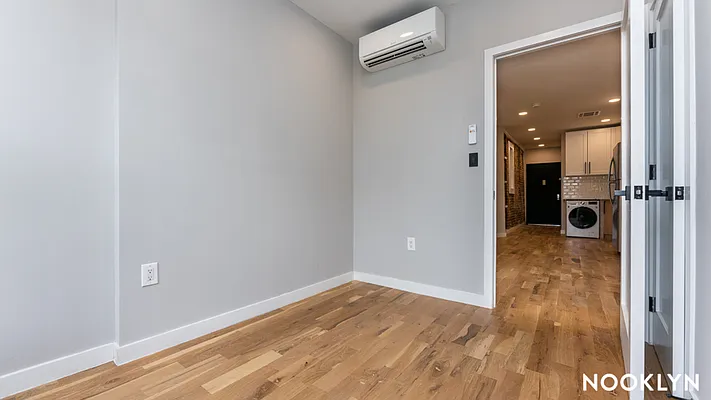 Rented by Nooklyn NYC LLC | media 12