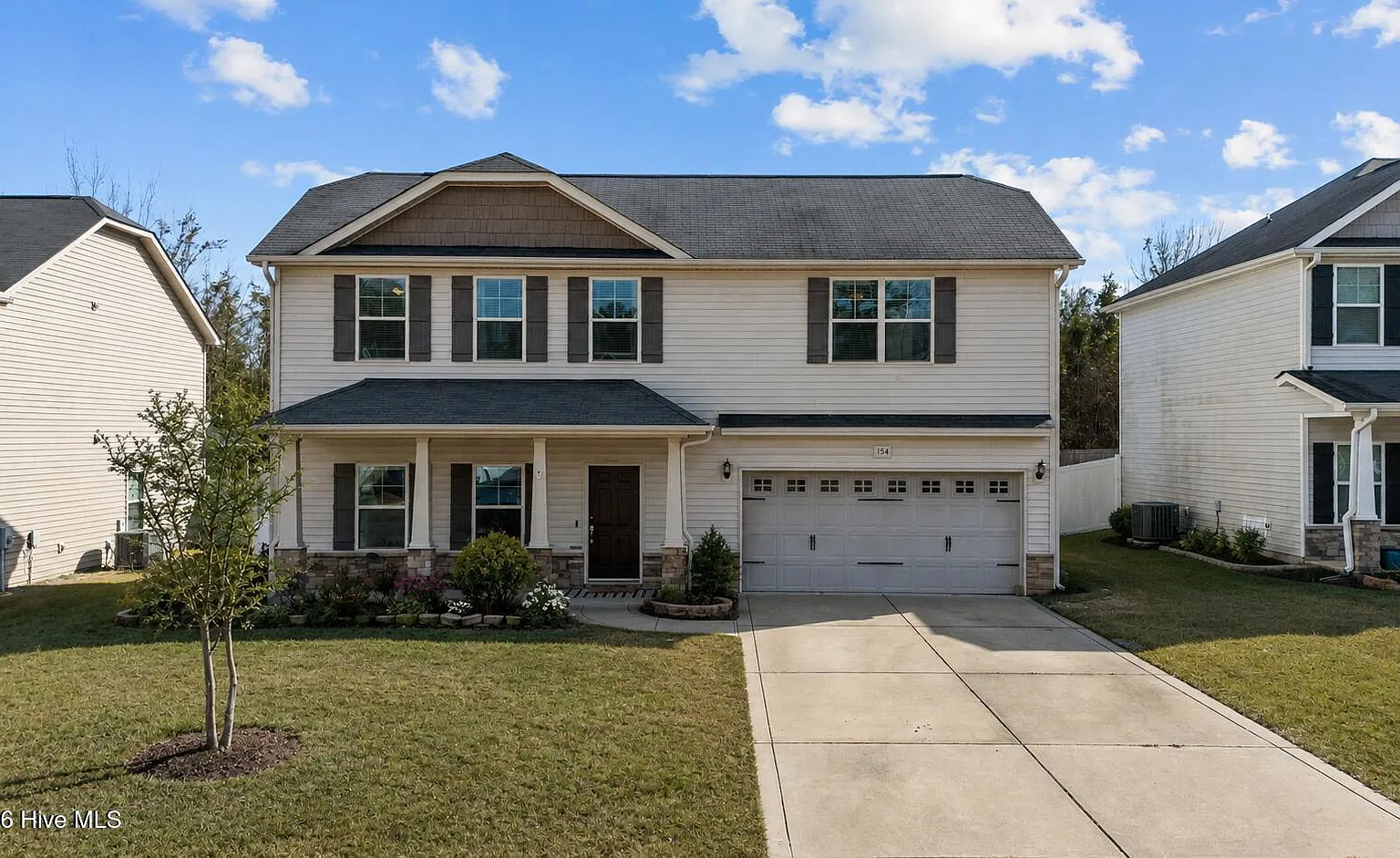3 bed, 2.5 bath, 1628 sqft, $1,995 — Photo 1