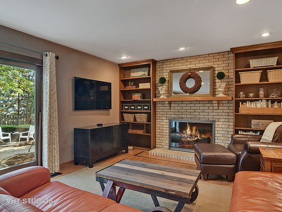 4th image of 3525 Cranshire Ct