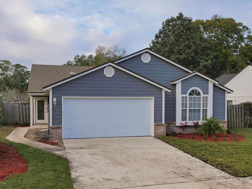 14127 Drakes Point Dr-1