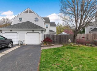 12 Lowell Ct, Freehold, NJ