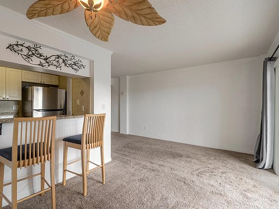 4th image of 145 Halifax Ave #302