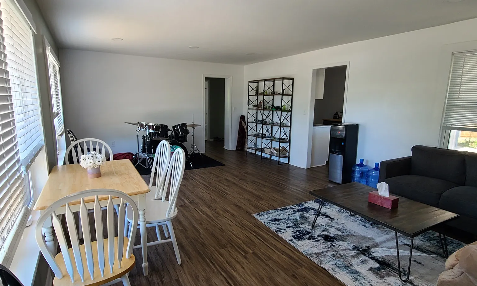 3 bed, 1862 sqft, $1,200 — Photo 2