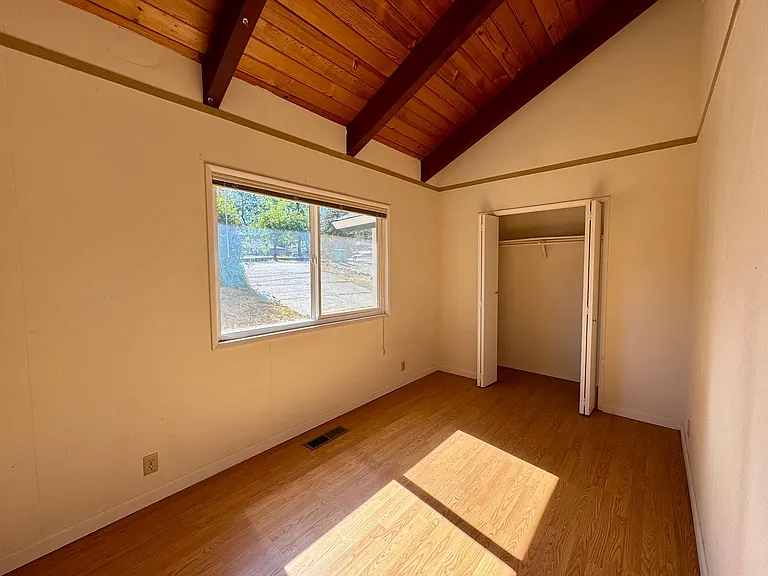 11447 Lower Circle Dr — Photo 13