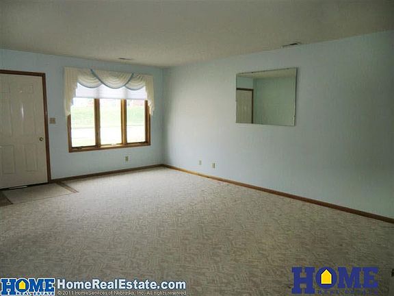 4th image of 2543 N 69th Street Ct