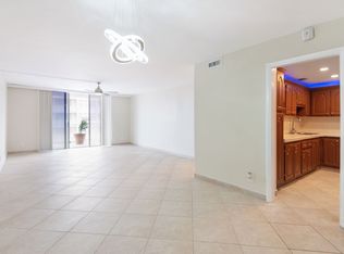 16740 NE 9th Ave APT 604, North Miami Beach, FL 33162