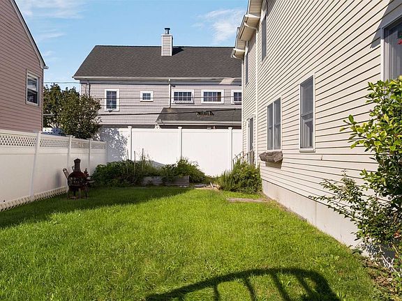 3rd image of 11 Kerrigan St