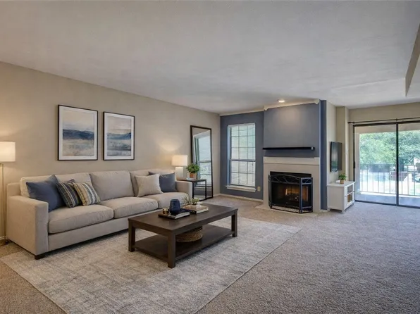 5825 Marvin Loving Dr APT 204, Garland, TX 75043