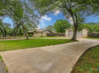 1 Roy Bean Dr, Morgans Pt Resort, TX 76513