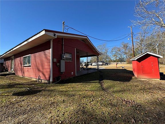 2nd image of 40026 Hickory Ln