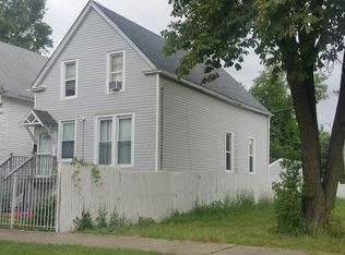 8418 S Gilbert Ct, Chicago, IL 60620