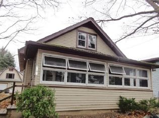 9181 Lake Shore Rd, Angola, NY 14006