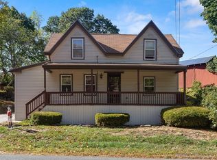 24 Wenham St, Danvers, MA 01923