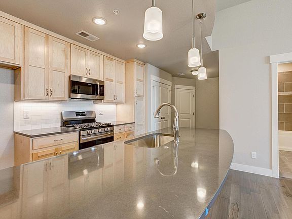 2 Bedroom