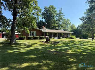 19445 Powers Rd, Defiance, OH 43512