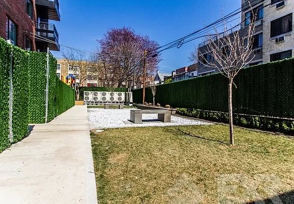 4th image of 230 Newkirk Ave #3A