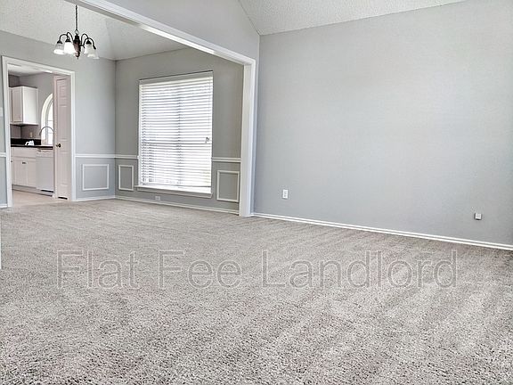 2nd image of 1413 Wesley Dr