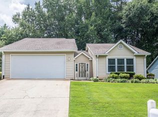 1256 Peninsula Trce, Lawrenceville, GA 30044