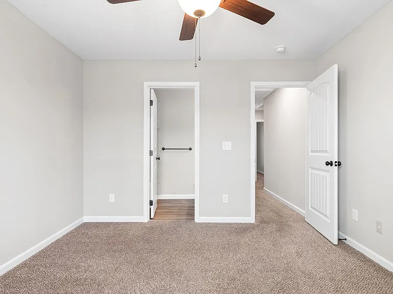 Smithson Ln - 235 (x8) — Photo 21