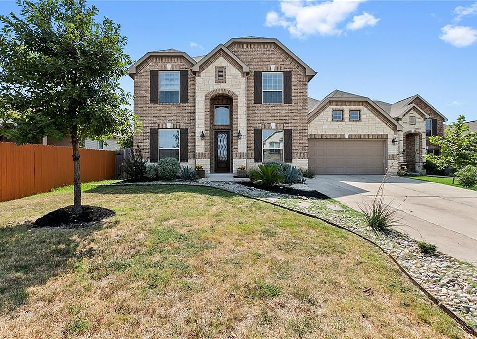 1st image of 12403 Altamira St