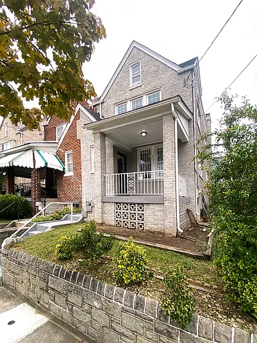627 Powhatan Pl NW Photo 1