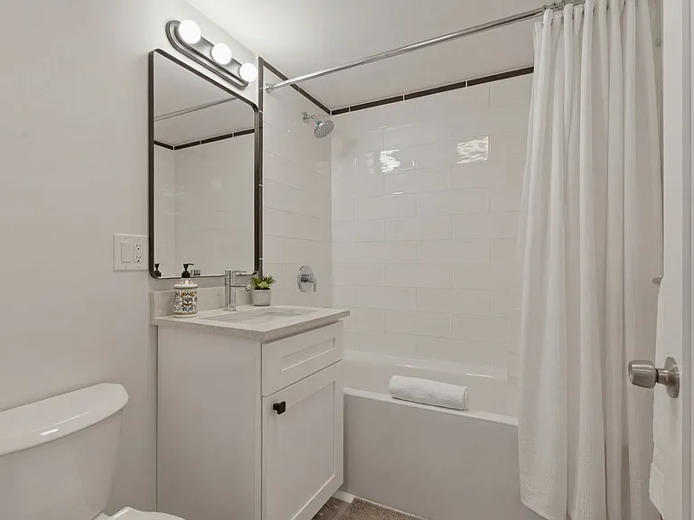 18 Ronan St #2 — Photo 26
