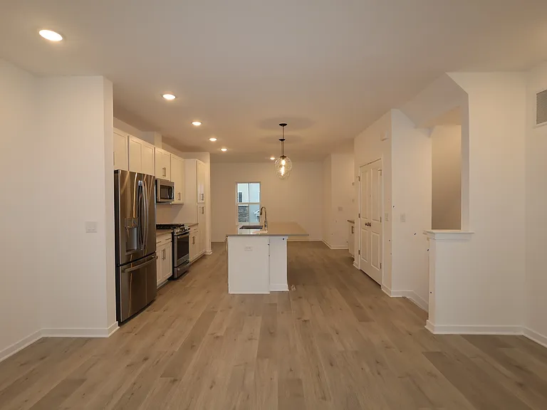 43 Basswood St — Photo 10