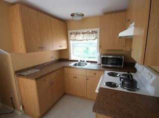 9 Pride Rd, South Portland, ME 04106